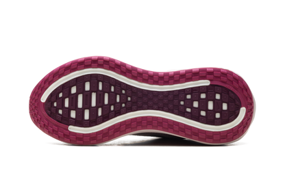 Vomero Plus Wmns"Red" HV8154 602
