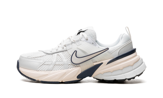 V2K Run WMNS"White" FD0736-004